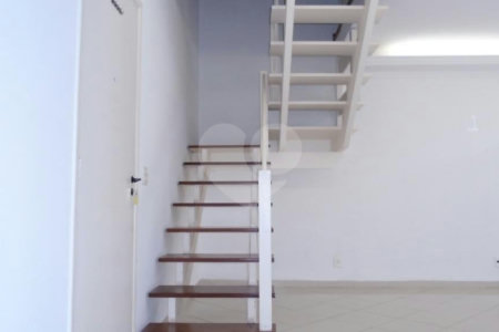 Apartamento à venda com 1 suíte em Jardim das Bandeiras, São Paulo, SP