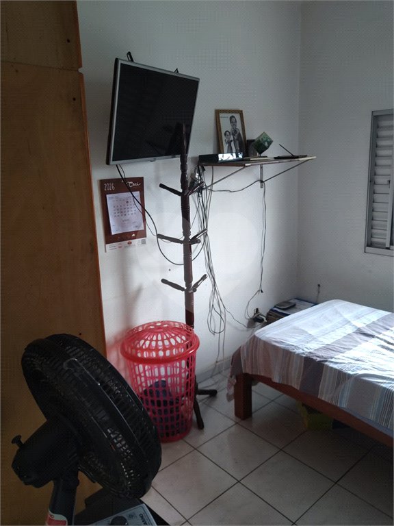 Sobrado à venda com 3 suítes em Vila Marari, São Paulo, SP