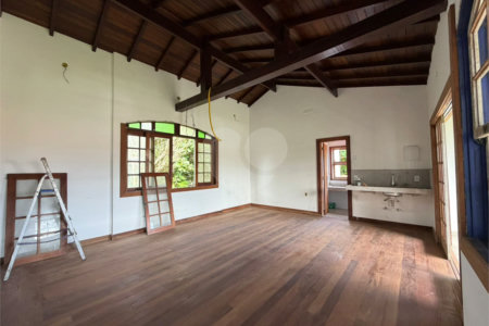Casa à venda com 4 quartos, sendo 2 suítes, em Ogiva, Cabo Frio, RJ
