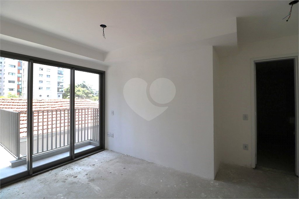 Apartamento à venda com 2 suítes em Moema, São Paulo, SP