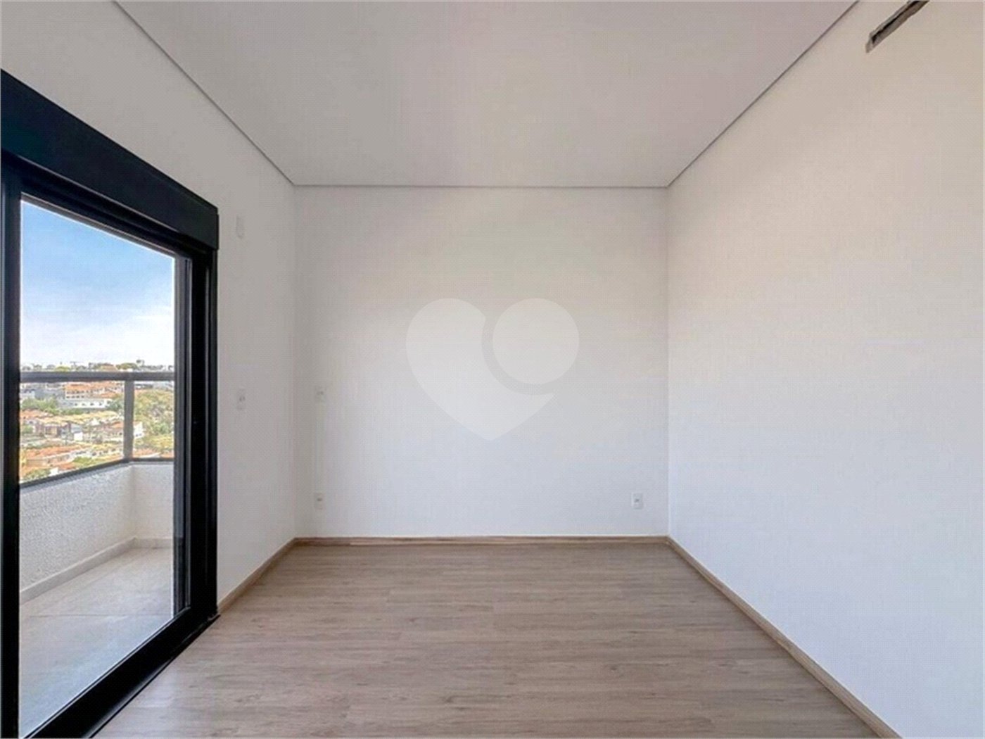 Apartamento à venda com 3 suítes em Vila Lucy, Sorocaba, SP