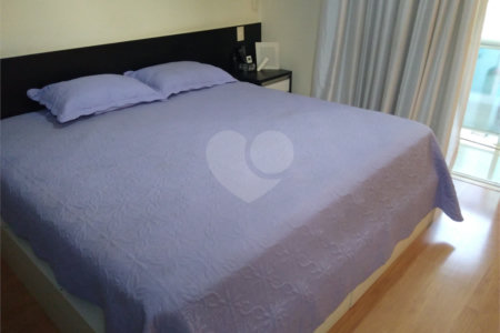 Casa à venda com 3 quartos, sendo 1 suíte,  no condomínio Conselheiro Ferraz, Rio de Janeiro - RJ
