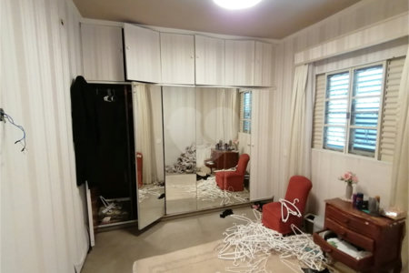 Sobrado à venda com 5 quartos, sendo 1 suíte, em Vila Mariana, São Paulo, SP