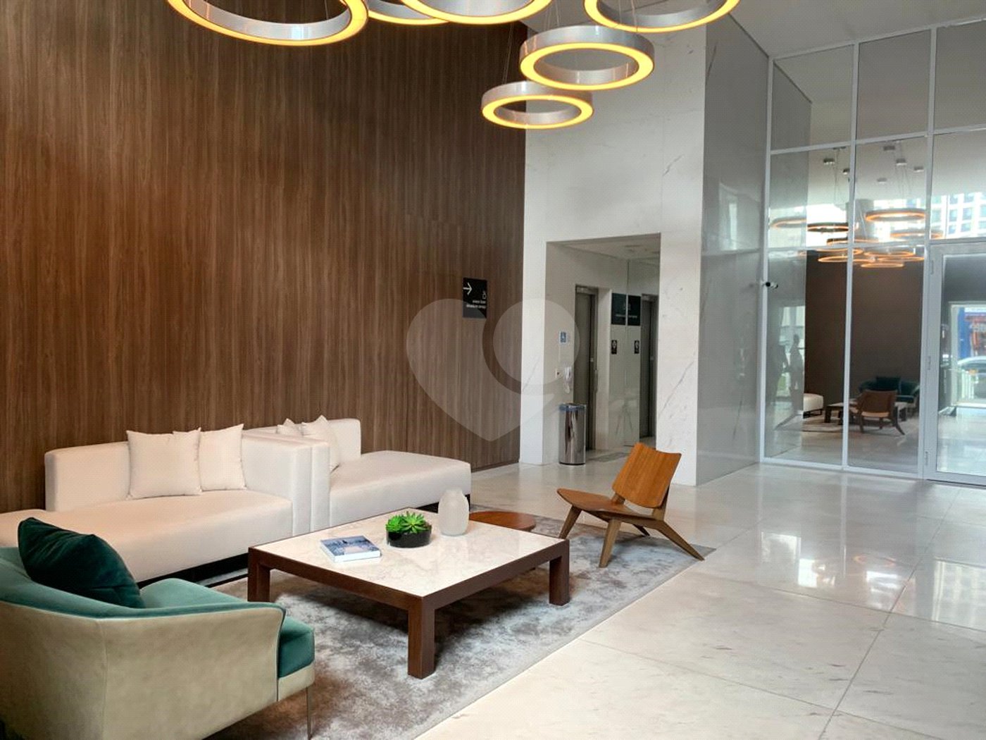 Apartamento à venda com 3 suítes em Indianópolis, São Paulo, SP