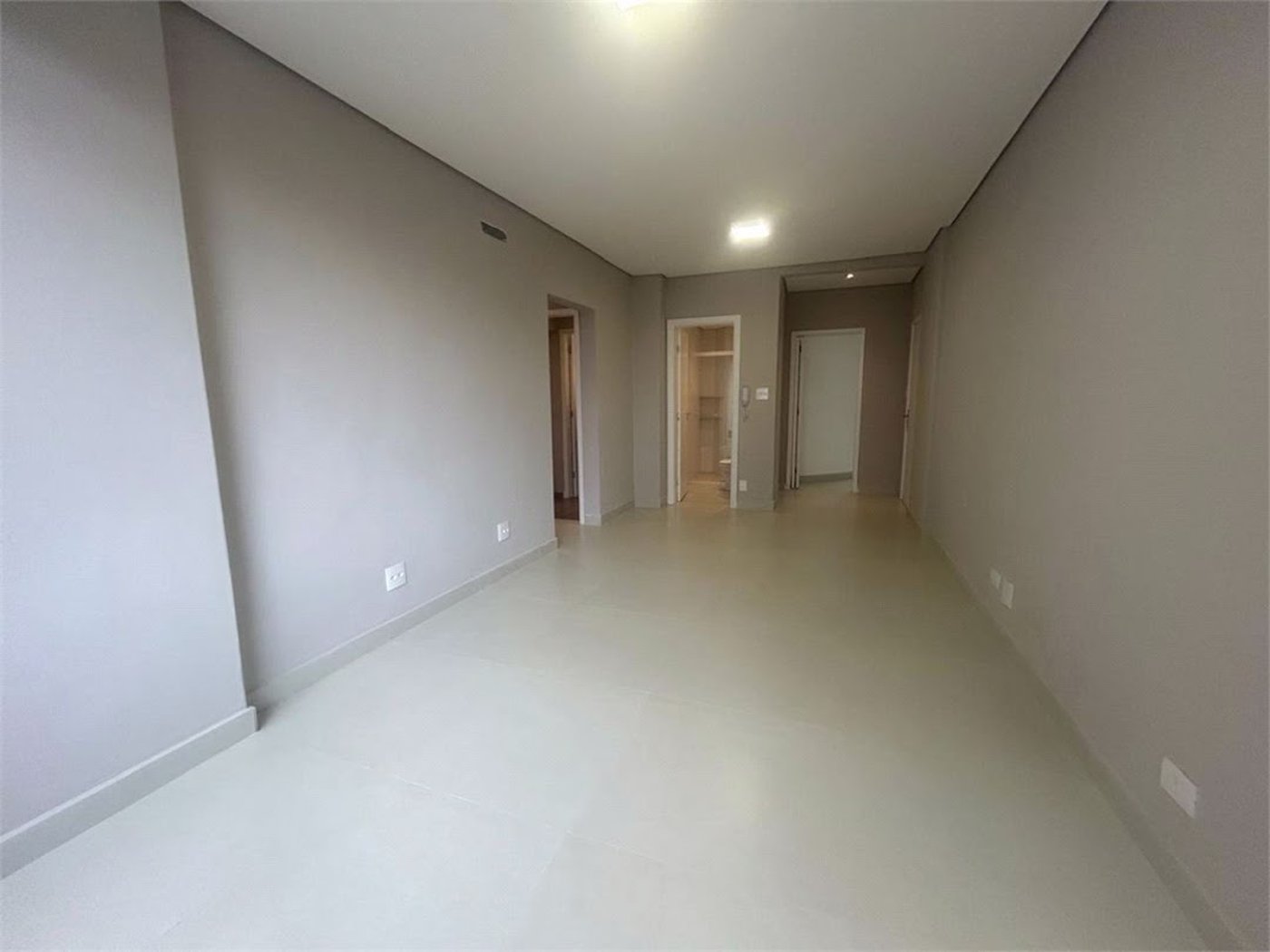 Apartamento com 2 Dormitórios à Venda, 82 M² por R$ 645.000 – Gonzaga – Santos/Sp