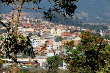 Casa Térrea à venda com 2 quartos no Centro, Bom Jesus dos Perdões, SP