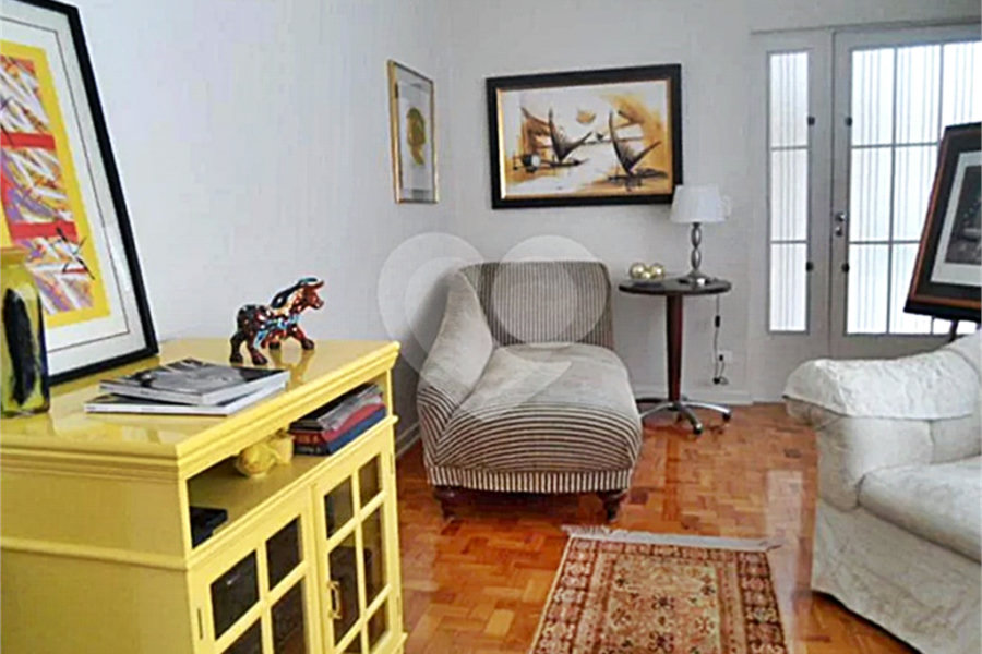 Casa à venda com 4 suítes no condomínio Chácara das Rosas, São Paulo - SP