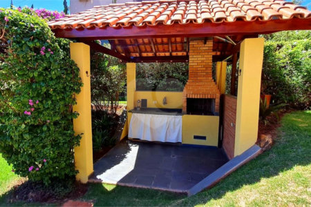 Casa à venda com 4 quartos, sendo 2 suítes, no condomínio Santo Antonio I, Itu - SP