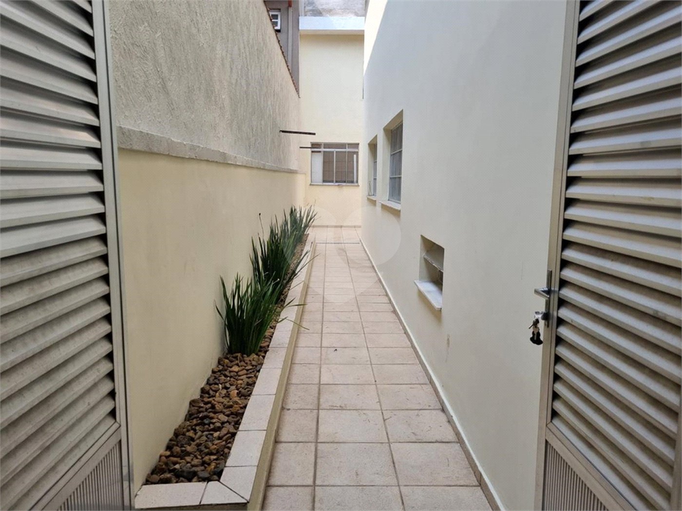 Sobrado à venda com 3 quartos, sendo 1 suíte,  em Jardim Bonfiglioli, São Paulo, SP