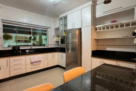 Casa à venda com 3 quartos, sendo 1 suíte,  em Jardim Residencial Firenze, Hortolândia, SP