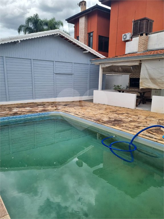 Casa à venda com 4 quartos, sendo 1 suíte, no condomínio Parque Ibiti do Paço, Sorocaba - SP