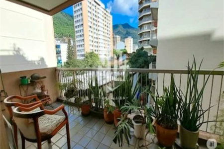 Apartamento à venda com 4 quartos, sendo 2 suítes,  em Tijuca, Rio de Janeiro, RJ