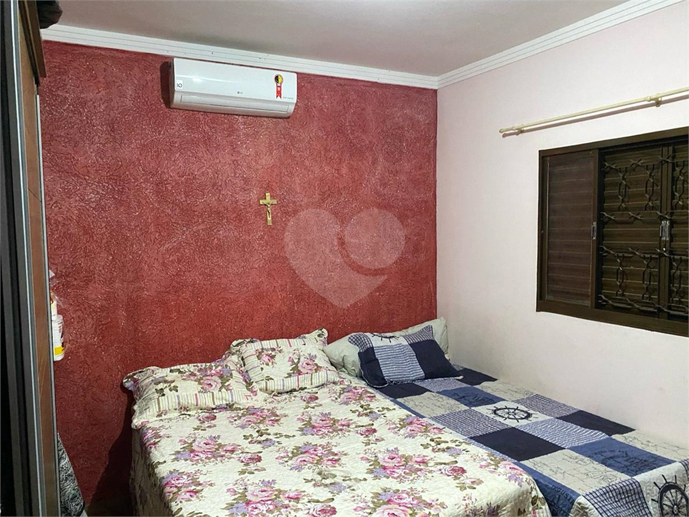 Vende-se casa no Jardim Paulistano 02 dormitórios