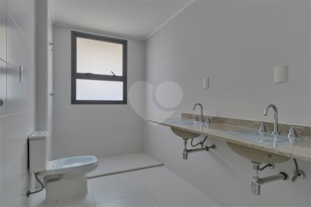 Apartamento à venda com 4 suítes em Chácara Santo Antônio, São Paulo, SP