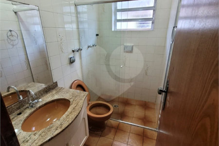 Casa à venda com 3 quartos, sendo 1 suíte, em Jardim Umuarama, São Paulo, SP