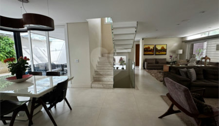 Casa à venda com 4 quartos, sendo 3 suítes,  no condomínio Tao, São Paulo - SP