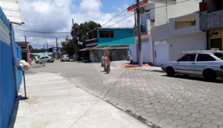 Casa à venda com 3 quartos em Balneário Laranjeiras, Itanhaém, SP