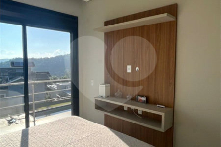 Casa à venda com 4 suítes no condomínio Porto Atibaia, Atibaia - SP