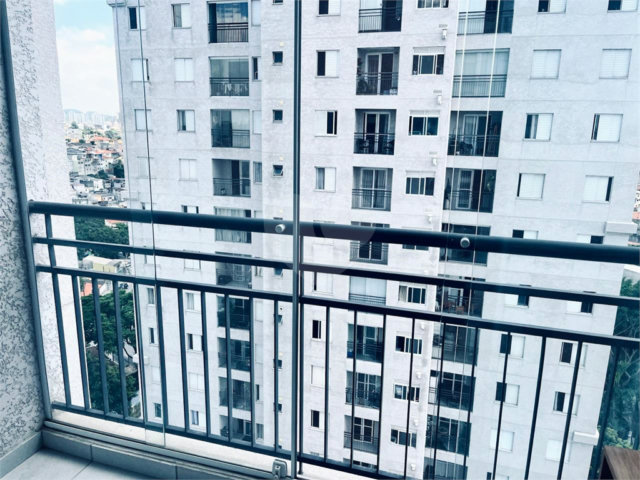 Apartamento à venda com 2 quartos em Parque Maria Domitila, São Paulo, SP