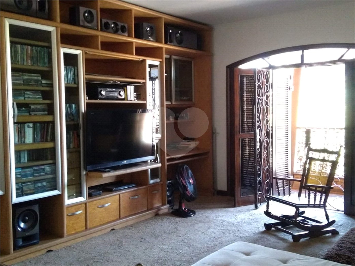 Casa à venda com 6 quartos, sendo 2 suítes,  em Jardim Leocádia, Sorocaba, SP
