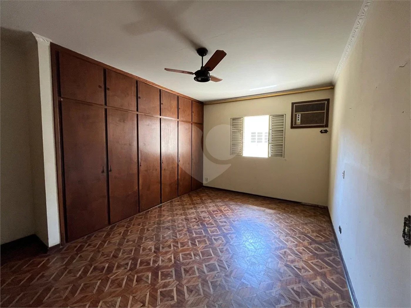 Excelente imóvel no bairro alto. Oportunidade comercial!