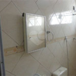 Casa Térrea com 2 dormitórios.