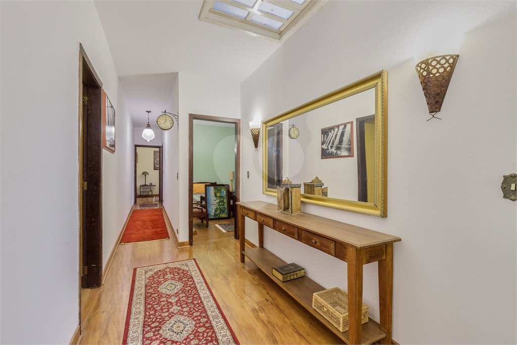 Casa à venda ou para alugar com 5 suítes em Alto da Boa Vista, São Paulo, SP