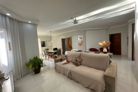 Casa à venda com 3 suítes em Cidade Jardim, Araraquara, SP