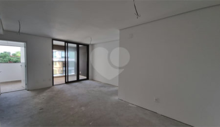 Apartamento à venda com 2 quartos, sendo 1 suíte,  em Vila Nova Conceição, São Paulo, SP