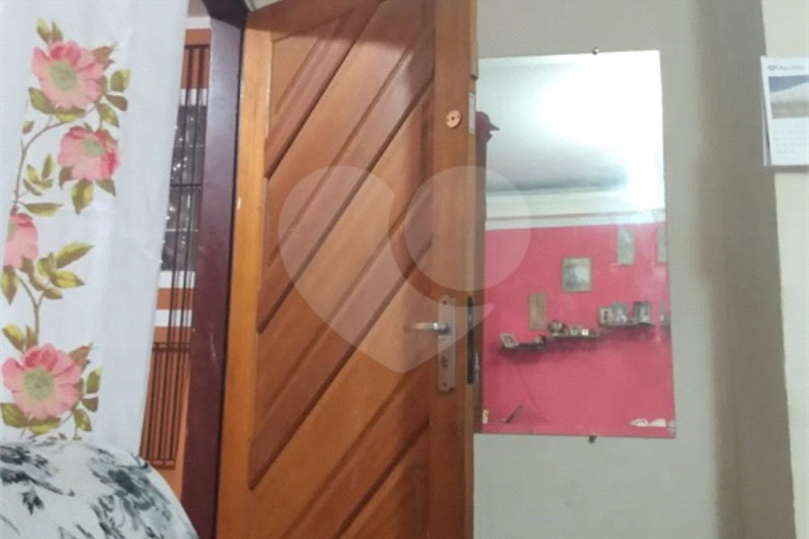 Casa à venda com 1 suíte em Parque Edu Chaves, São Paulo, SP