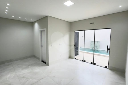Casa à venda com 3 quartos, sendo 2 suítes, em Cidade Verde, Cuiabá, MT