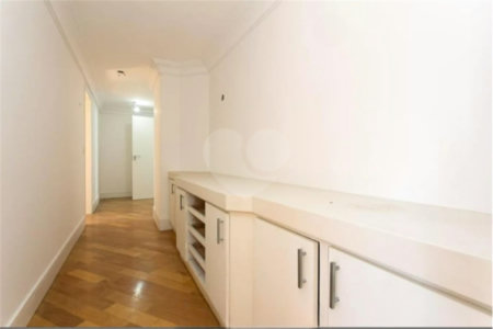 Apartamento à venda com 4 quartos, sendo 3 suítes,  em Vila Gomes Cardim, São Paulo, SP