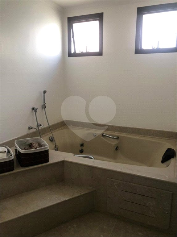 Apartamento à venda com 3 suítes em Tatuapé, São Paulo, SP