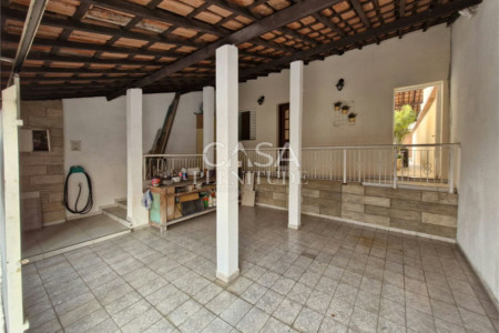 Casa à venda com 2 quartos, sendo 1 suíte,  em Jardim Saira, Sorocaba, SP
