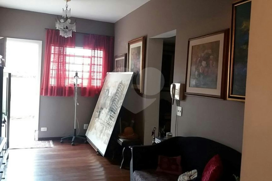 Casa à venda com 6 quartos, sendo 3 suítes, em Jardim São Bento, São Paulo, SP