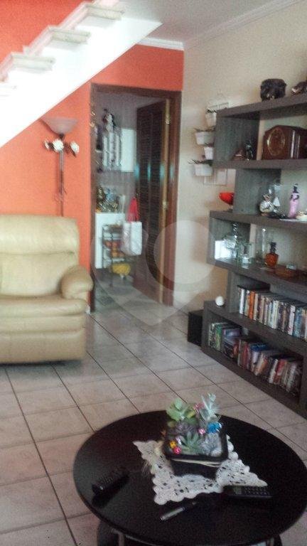 Casa à venda com 3 quartos, sendo 1 suíte, no condomínio Travessa Bruno Andreoni,16, São Paulo - SP