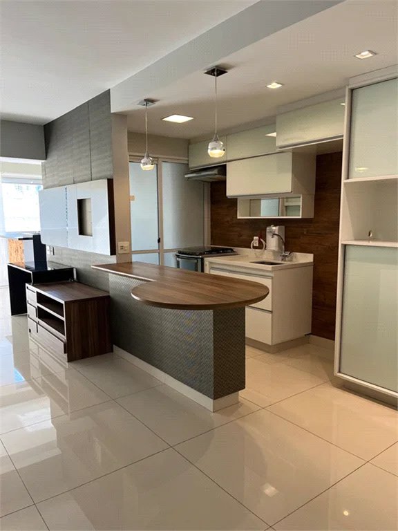 Apartamento à venda com 2 quartos, sendo 1 suíte, em Vila Andrade, São Paulo, SP