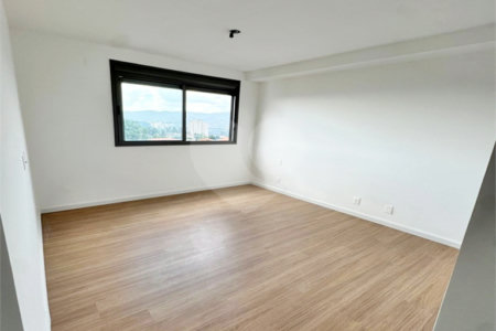 Apartamento à venda com 3 suítes em Tucuruvi, São Paulo, SP