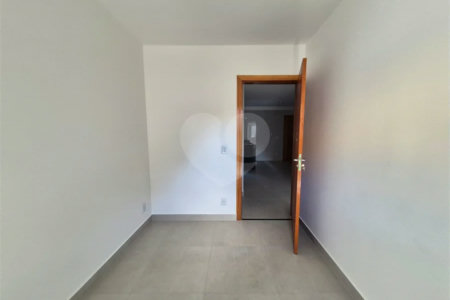 Apartamento à venda com 2 quartos em Vila Mangalot, São Paulo, SP