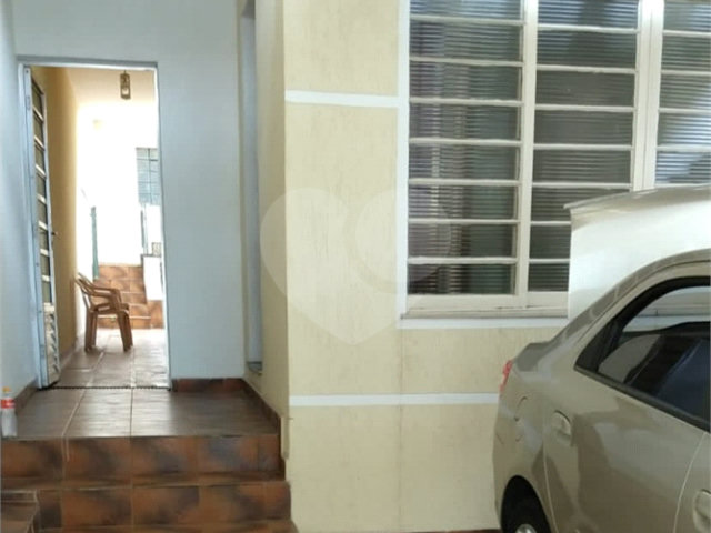 Sobrado à venda com 2 quartos em Tremembé, São Paulo, SP