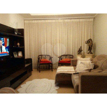 Casa à venda com 3 quartos, sendo 1 suíte, em Vila Suzana, São Paulo, SP