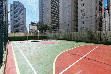 Apartamento à venda com 3 quartos, sendo 1 suíte, em Alto da Boa Vista, São Paulo, SP