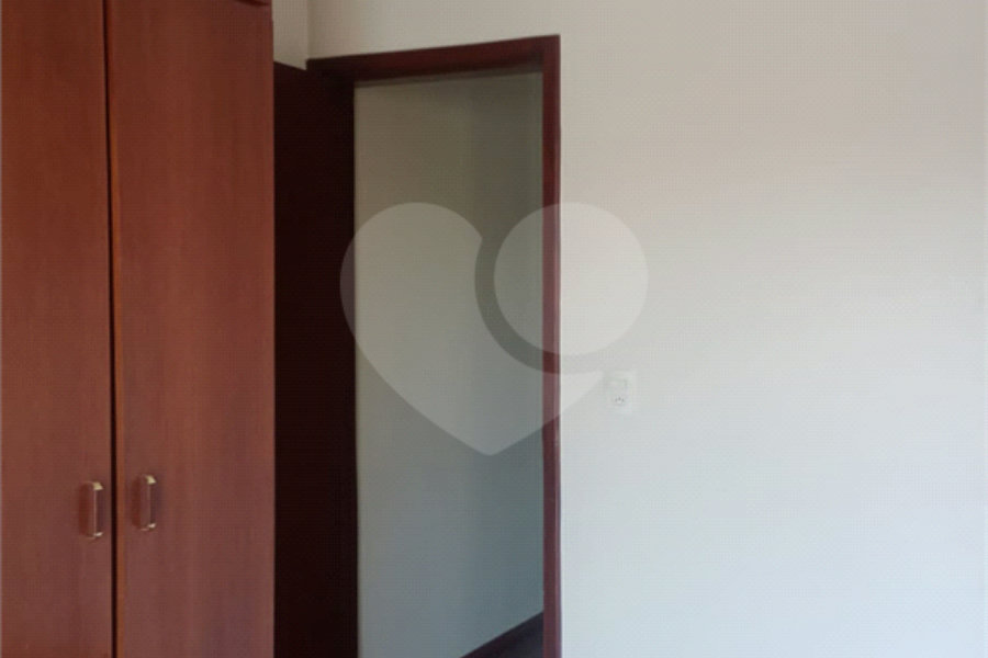 Sobrado à venda com 3 quartos em Sapopemba, São Paulo, SP