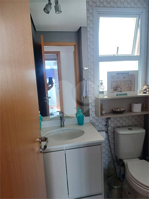 Apartamento à venda com 3 quartos, sendo 1 suíte,  em Vila Vitória, Mogi das Cruzes, SP