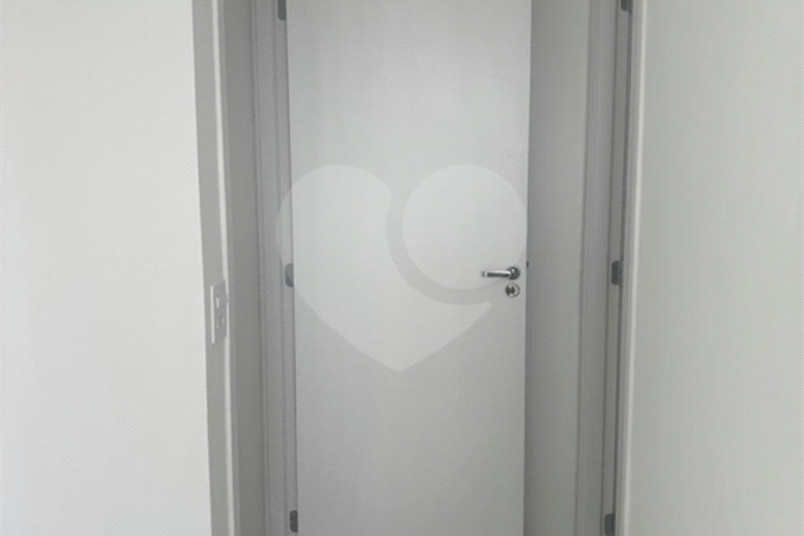 Apartamento à venda com 3 quartos, sendo 1 suíte,  em Barueri, Barueri, SP