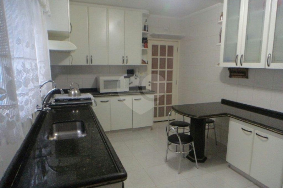Sobrado à venda com 3 quartos, sendo 1 suíte, em Vila Guilherme, São Paulo, SP