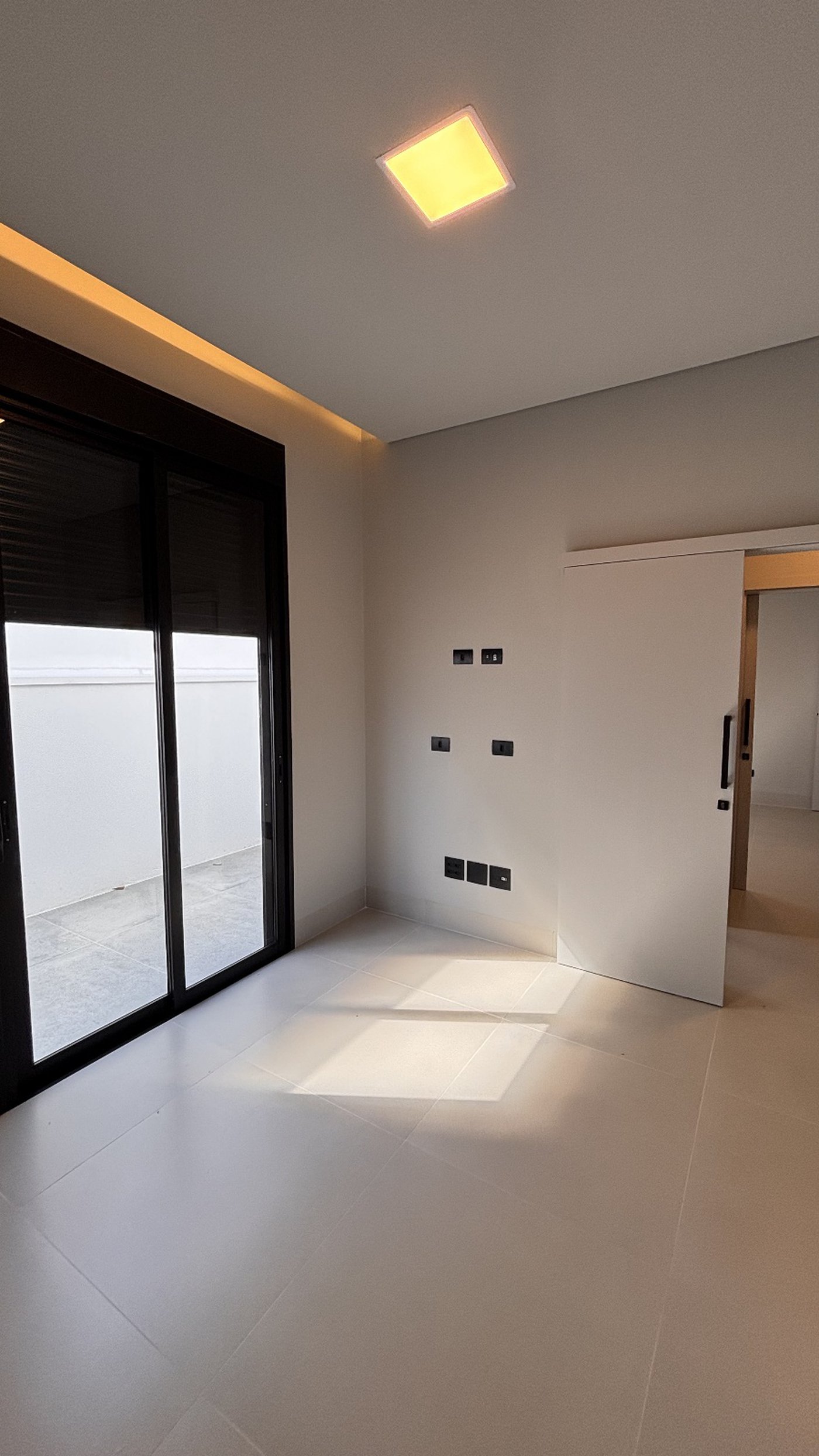 Casa à venda com 4 quartos, sendo 2 suítes, no condomínio Residencial Damha Belvedere, Presidente Prudente - SP