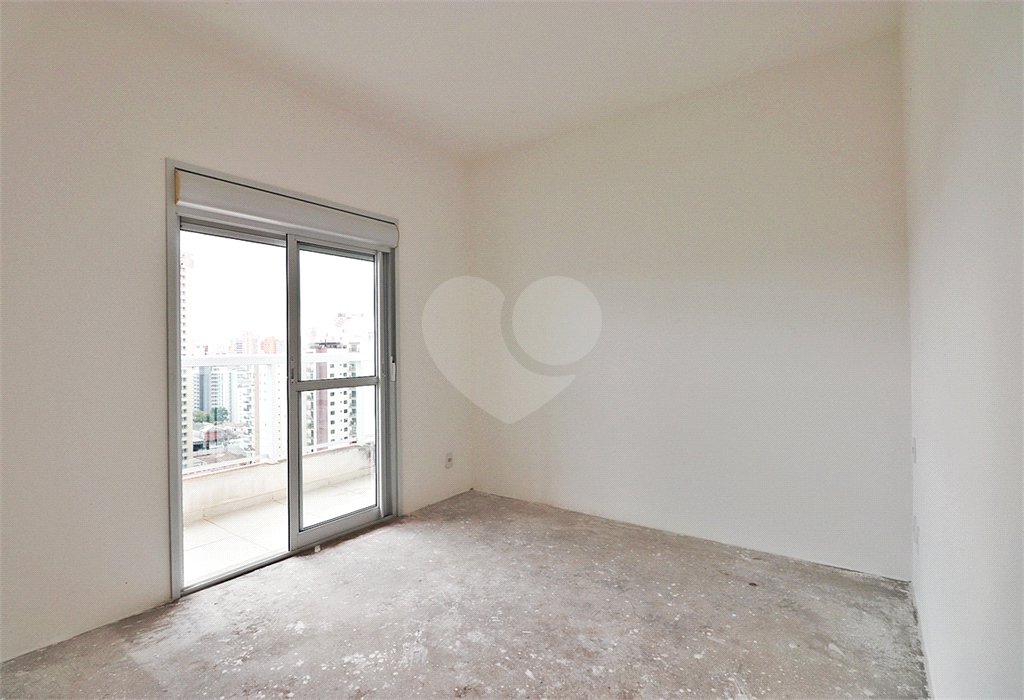 Apartamento à venda com 3 suítes em Santa Teresinha, São Paulo, SP