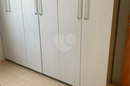 Casa à venda com 3 quartos, sendo 1 suíte, no condomínio Residencial Belle Ville Itaycy, Indaiatuba - SP
