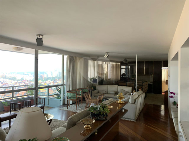 Apartamento à venda com 4 suítes em Morumbi, São Paulo, SP